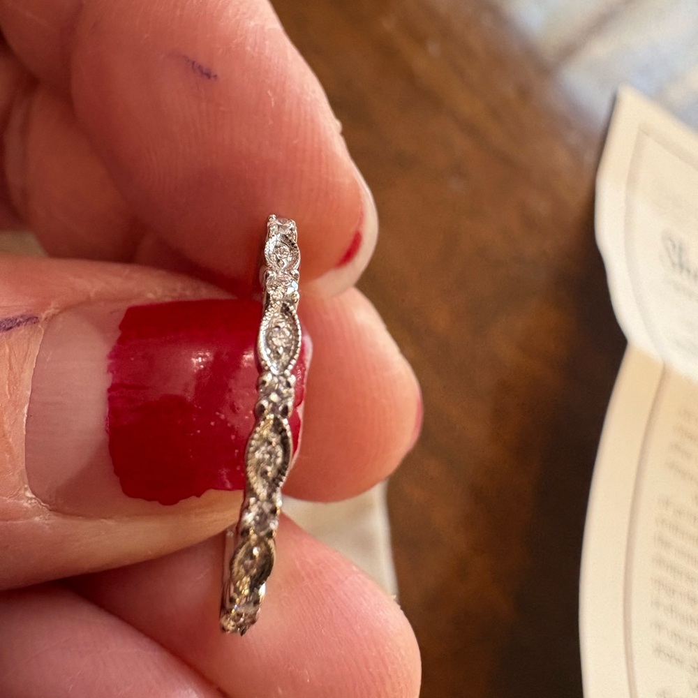 Shane Co. Elegant Silver Women's Ring